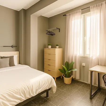 Appartement Cabanyal Deluxe 5 Hab Playa, 11 Noches Minimo